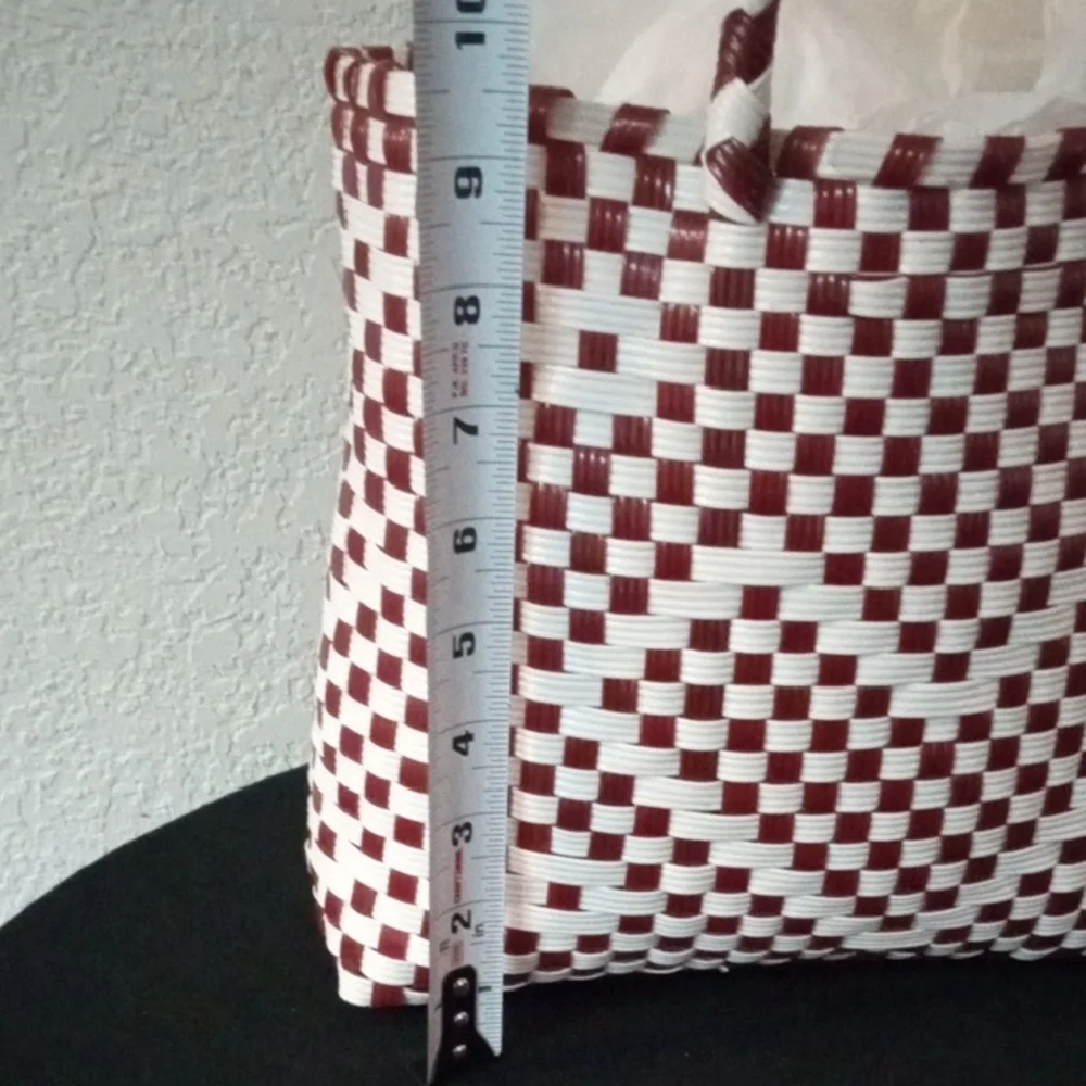 Handmade Mexican Bolsa Tejida Woven Plastic Tote Bag Terracotta White Open